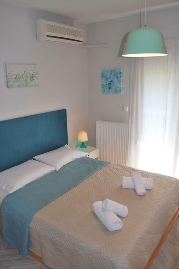 Cornelia Apartment Palaiontsiflikion Ngoại thất bức ảnh
