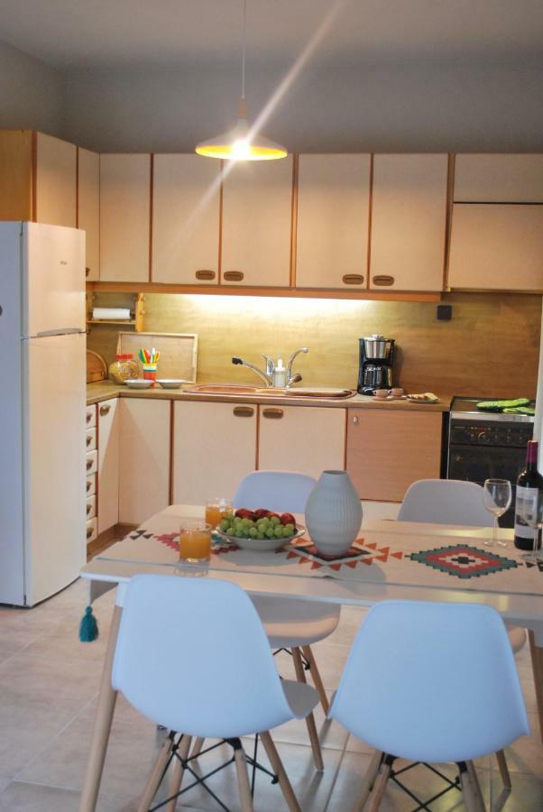 Cornelia Apartment Palaiontsiflikion Ngoại thất bức ảnh